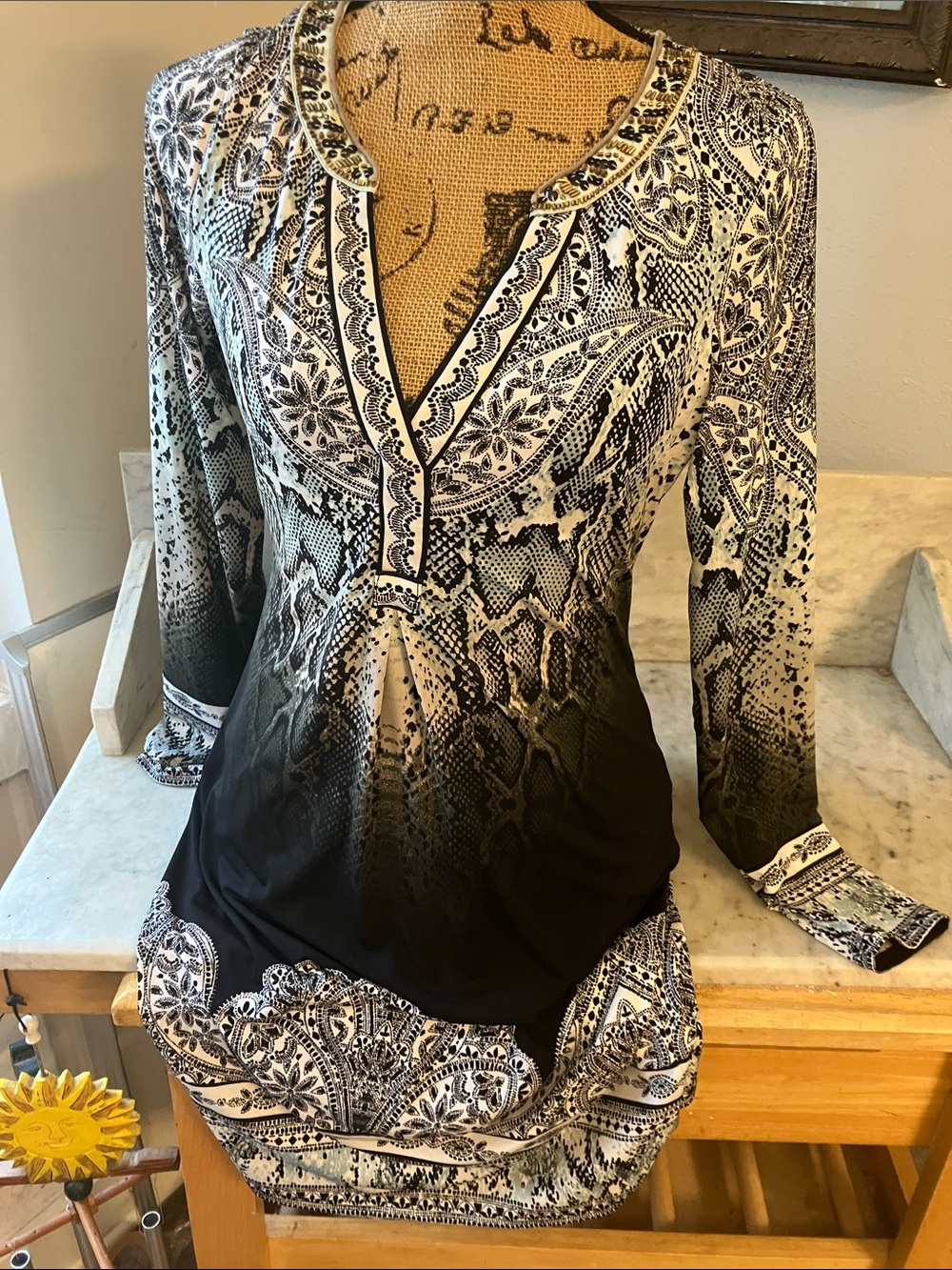 Hale Bob Black and White Paisley Print V-Neck Tunic